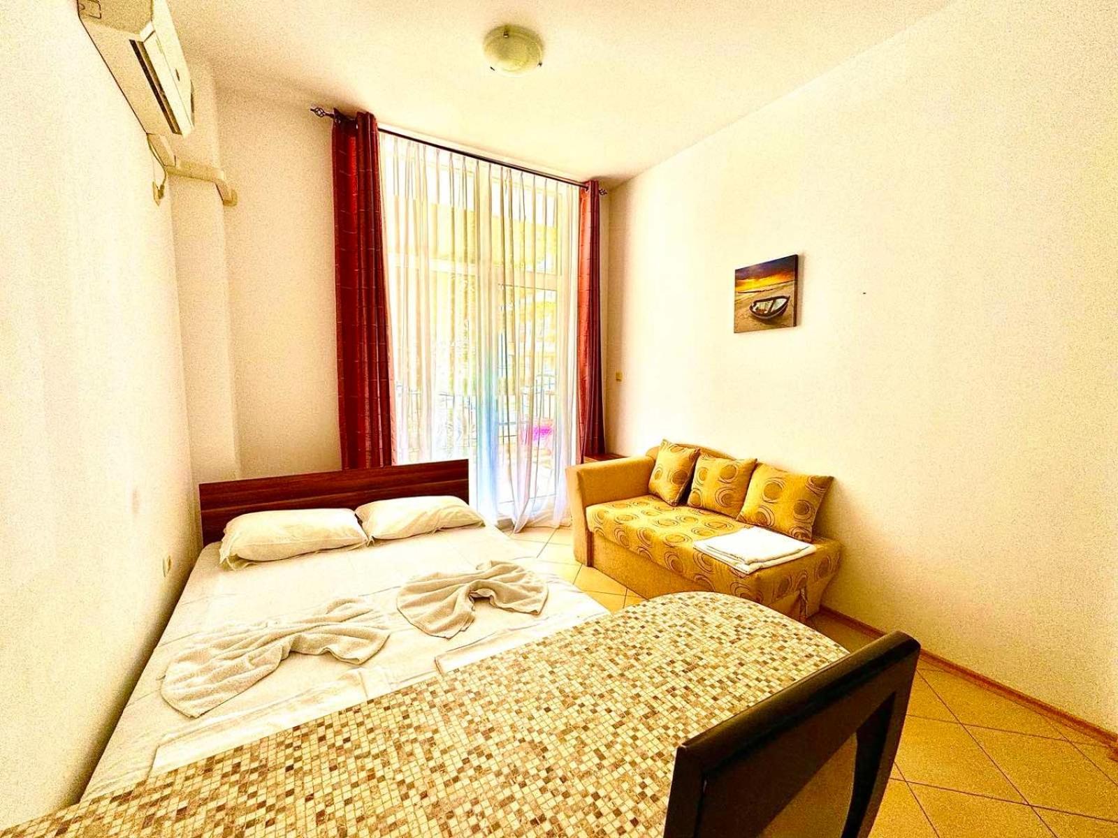 Grand Kamelia Holiday Complex Слънчев бряг Екстериор снимка