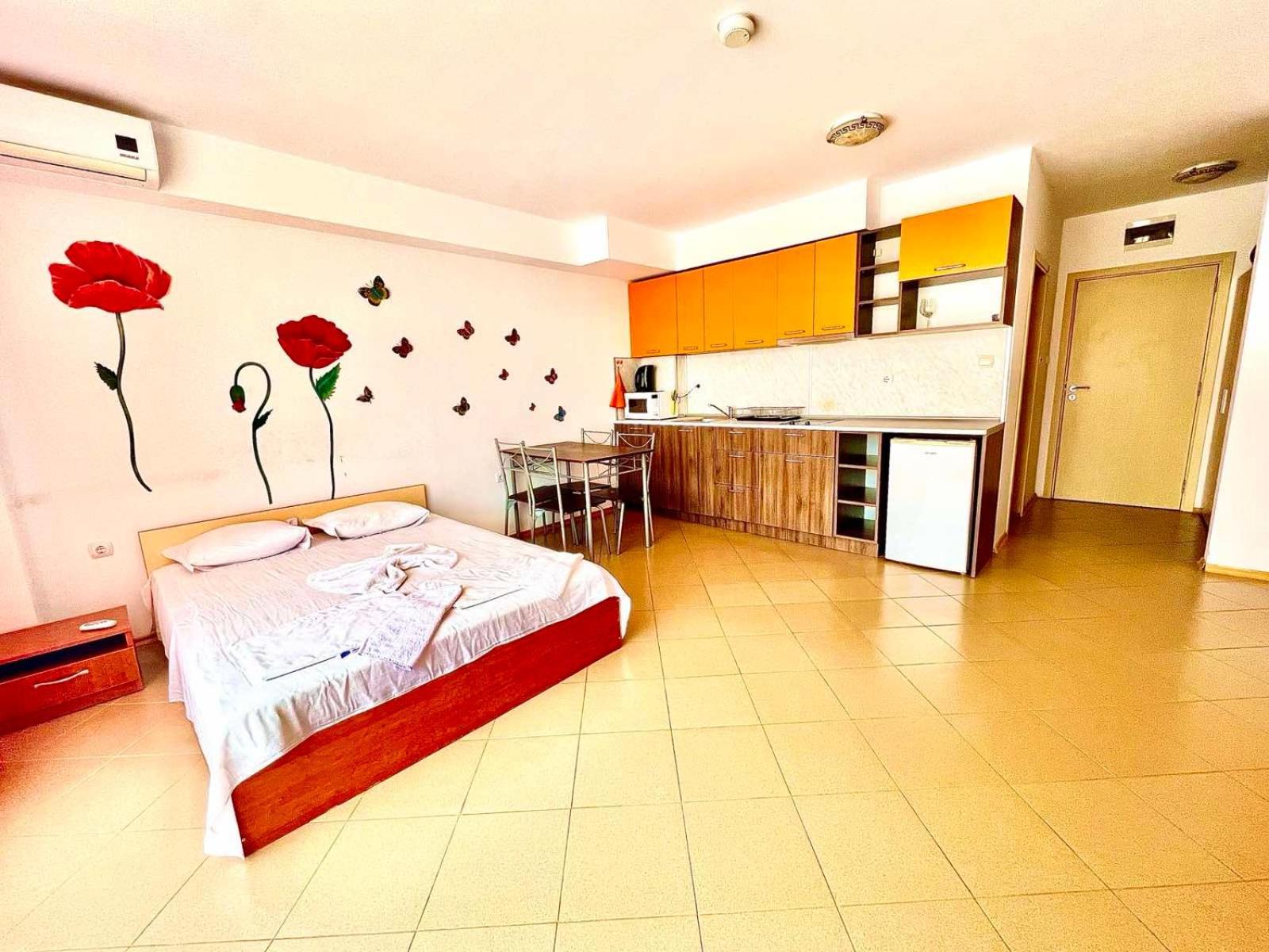 Grand Kamelia Holiday Complex Слънчев бряг Екстериор снимка