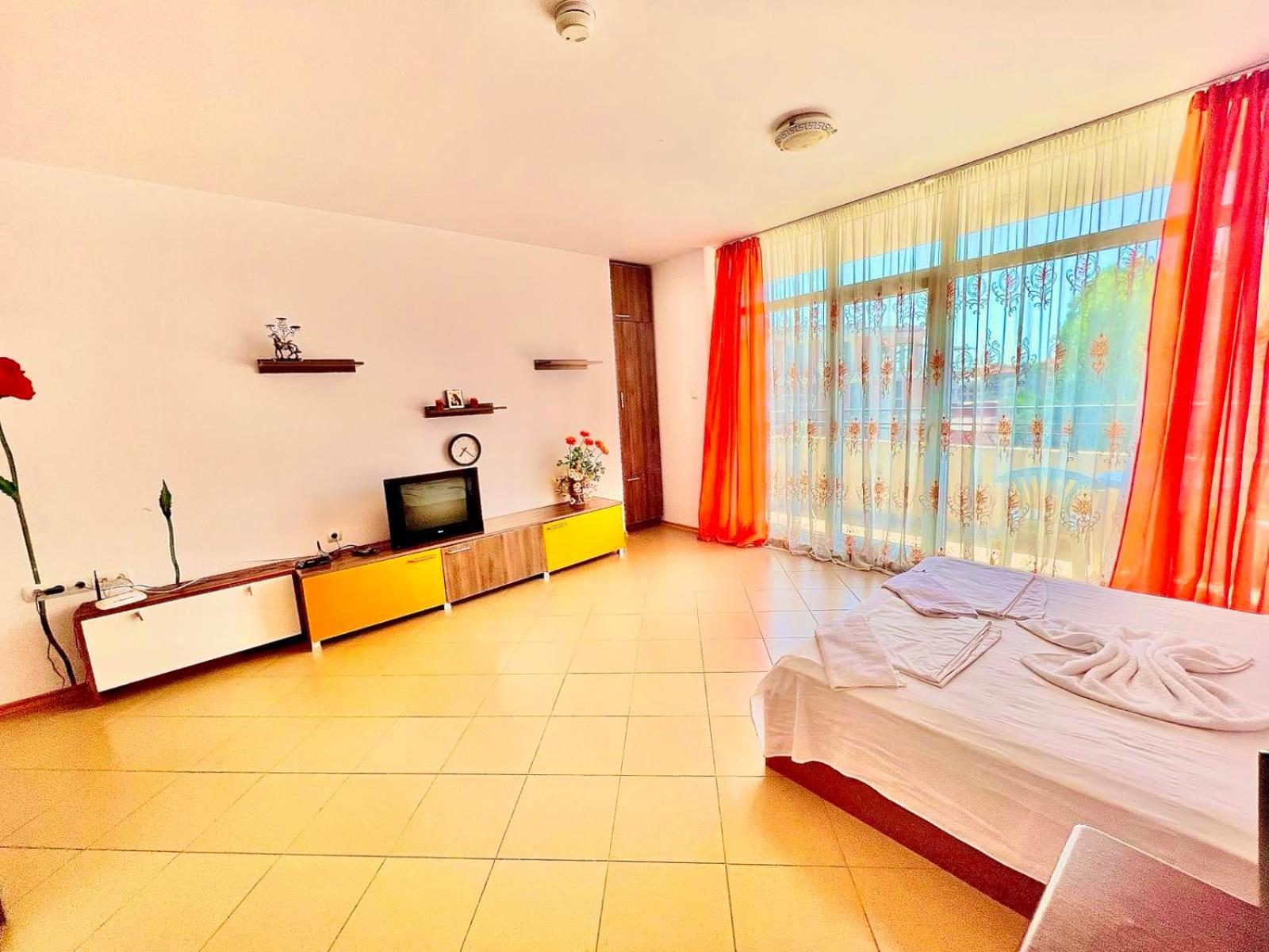 Grand Kamelia Holiday Complex Слънчев бряг Екстериор снимка