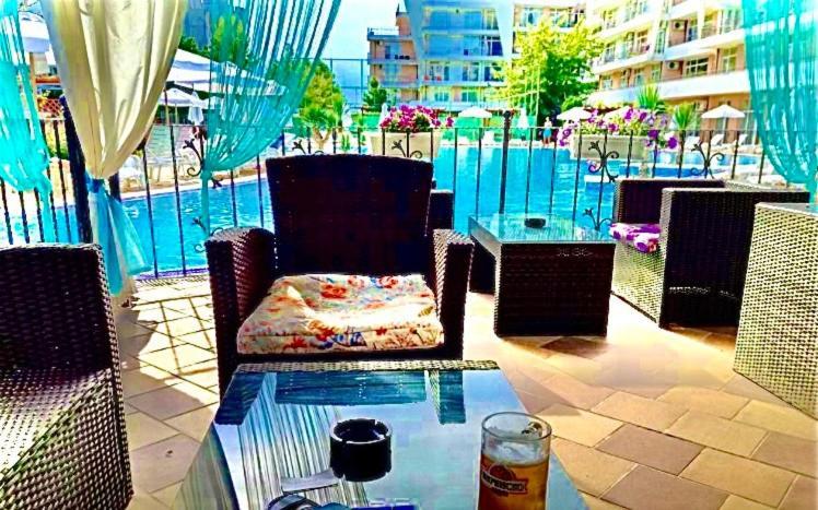 Grand Kamelia Holiday Complex Слънчев бряг Екстериор снимка